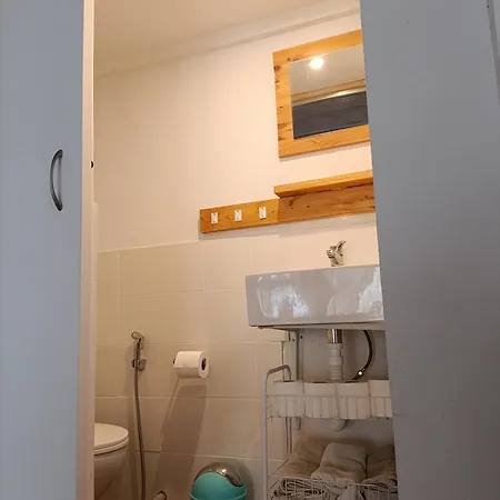 Emily Apartment *